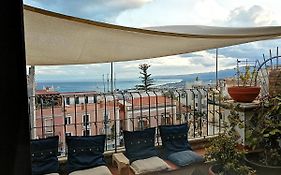 Aly Art Apartment Taormina Duomo, Gulf & Etna View
